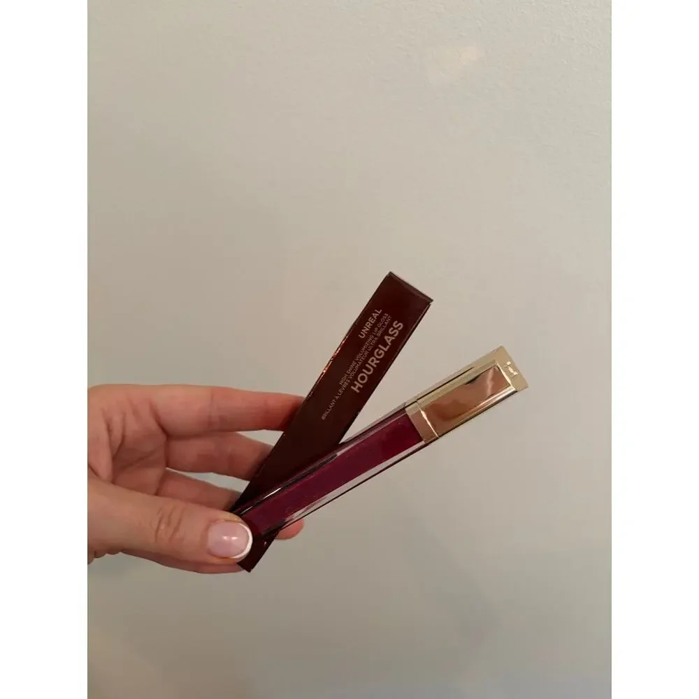 NEW Hourglass Unreal Lip Gloss in Unreal Purple